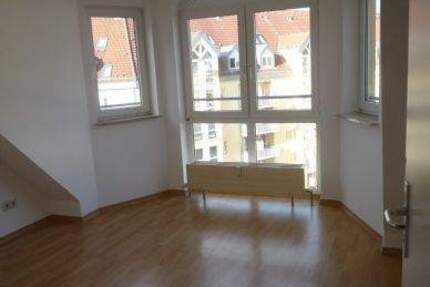 Gemütliches 2- Zi.App. im 5.OG - Pantry - Aufzug-Hausmeister-90763 Fürth