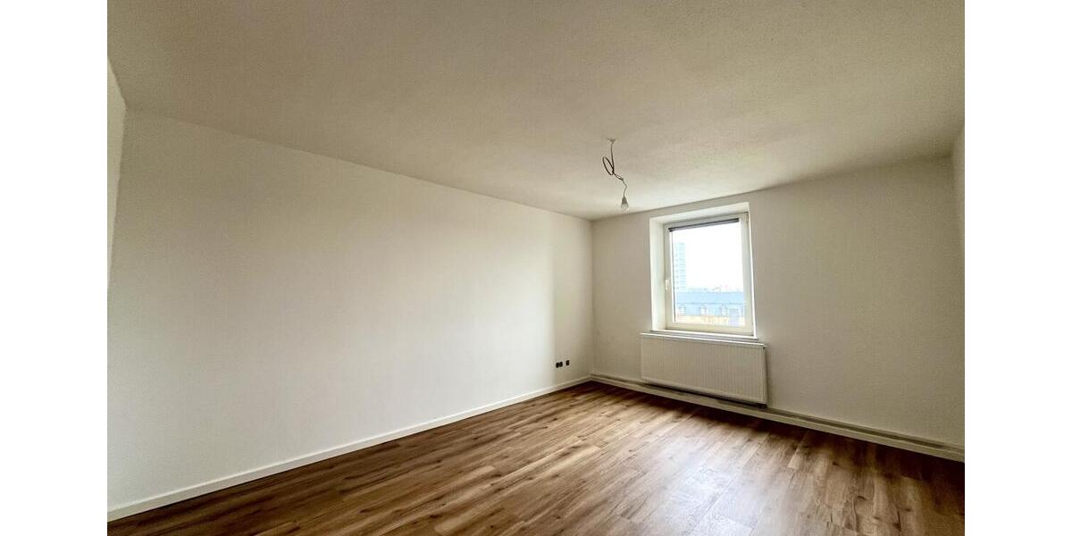 Etagenwohnung Bayreuth City - 3 Zimmer, 86 m&sup2;, 1.000&euro; | Angebot:26662109
