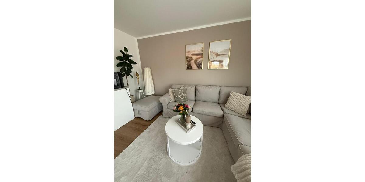 Etagenwohnung Garbsen - 3 Zimmer, 72 m&sup2;, 1.100&euro; | Angebot:25811795