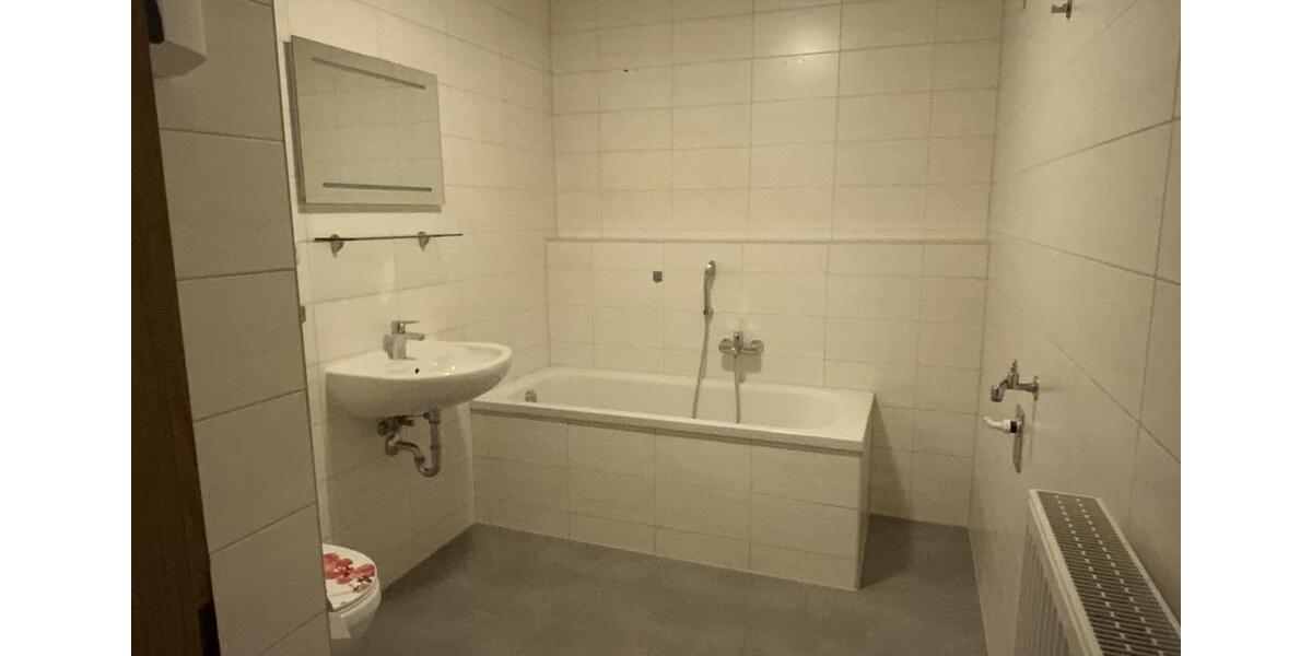 Maisonettenwohnung Neustadt an der Orla - 2 Zimmer, 82 m&sup2;, 450&euro; | Angebot:17105472