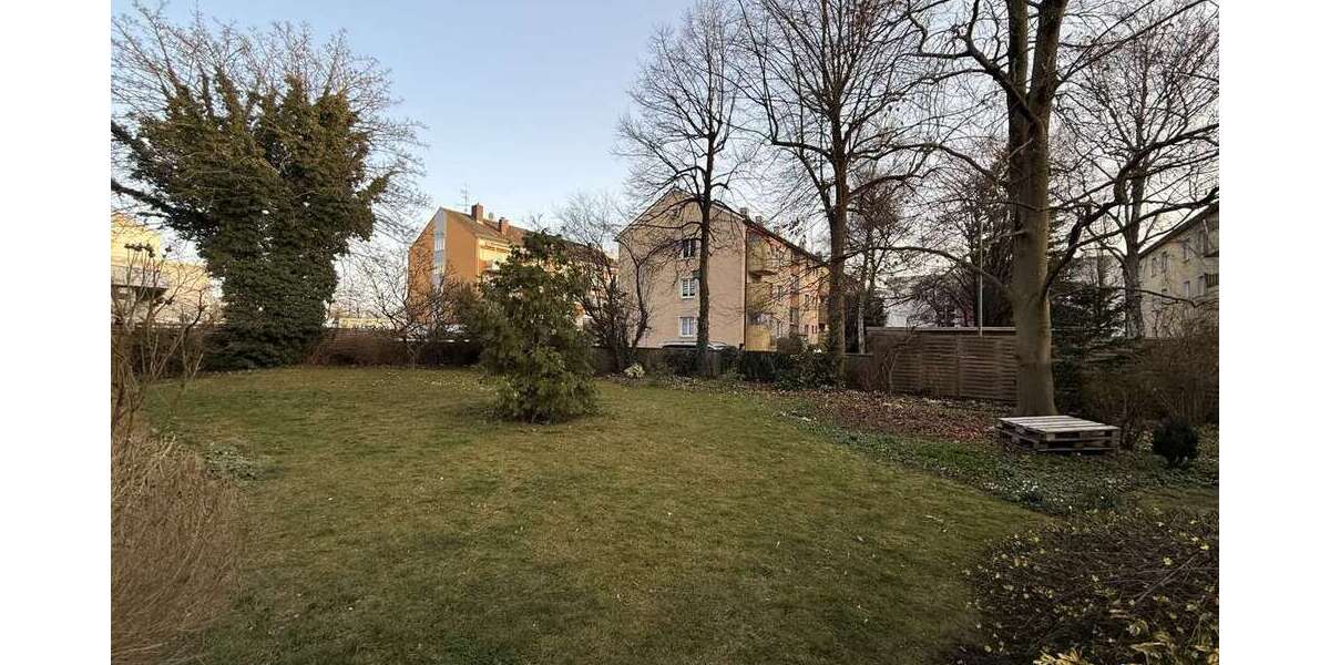 Etagenwohnung Augsburg Oberhausen - 2 Zimmer, 75 m&sup2;, 1.100&euro; | Angebot:26288492