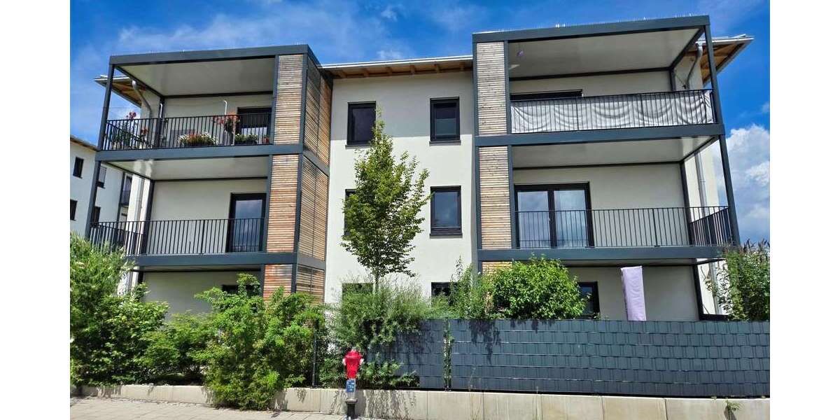 Etagenwohnung Bad Aibling - 4 Zimmer, 135 m&sup2;, 2.100&euro; | Angebot:26986948