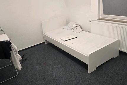 Wohnen auf Zeit Brühl - 6 Zimmer, 120 m&sup2;, 600&euro; | Angebot:26415790