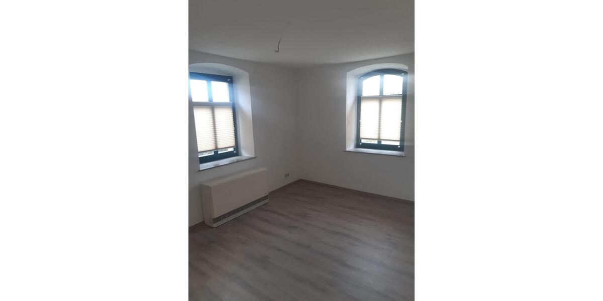 Erdgeschoßwohnung Ebersbach - 3 Zimmer, 95 m&sup2;, 649&euro; | Angebot:26368850