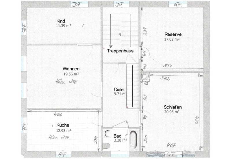 Drei-Zimmer-Dachwohnung in ruhiger Lage mit guter Fernsicht 3 zimmer