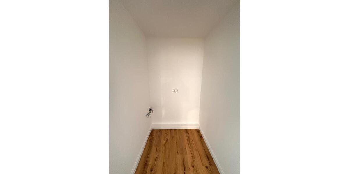 Erdgeschoßwohnung Wittenförden - 4 Zimmer, 136 m&sup2;, 1.200&euro; | Angebot:26258806