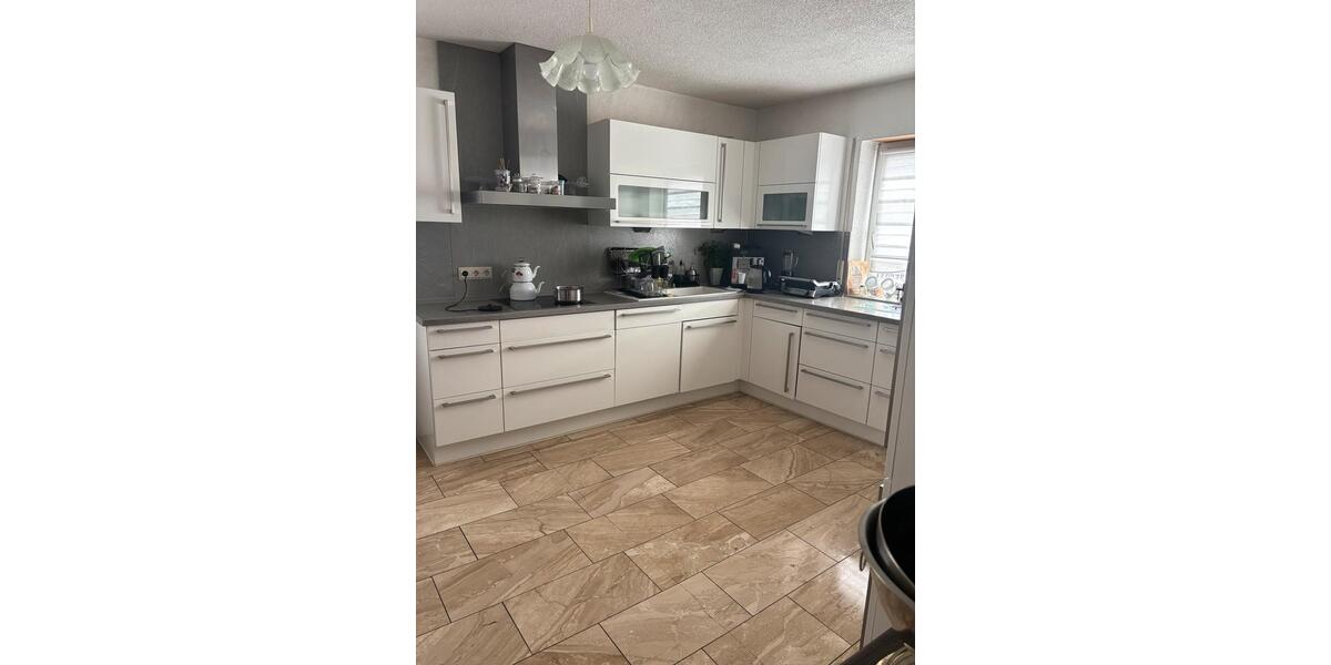 Doppelhaushälfte Hofgeismar - 5 Zimmer, 160 m&sup2;, 1.300&euro; | Angebot:26004915