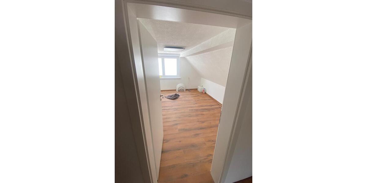 Dachgeschoßwohnung Dautphetal - 2 Zimmer, 48 m&sup2;, 750&euro; | Angebot:24295751