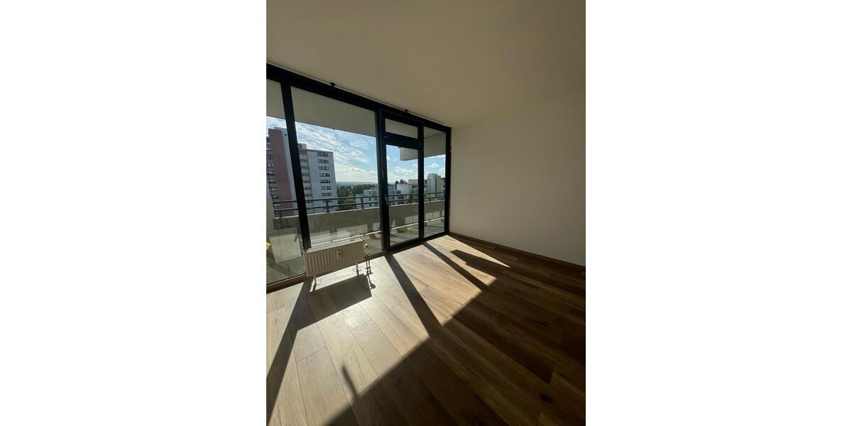 Etagenwohnung Wiesbaden Biebrich - 2 Zimmer, 64 m&sup2;, 1.150&euro; | Angebot:24618168