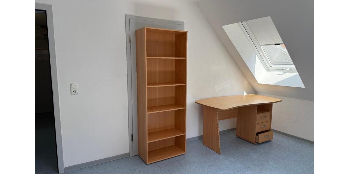 Wohnen auf Zeit Esslingen am Neckar Pliensauvorstadt - 11 Zimmer, 93 m&sup2;, 315&euro; | Angebot:26199976