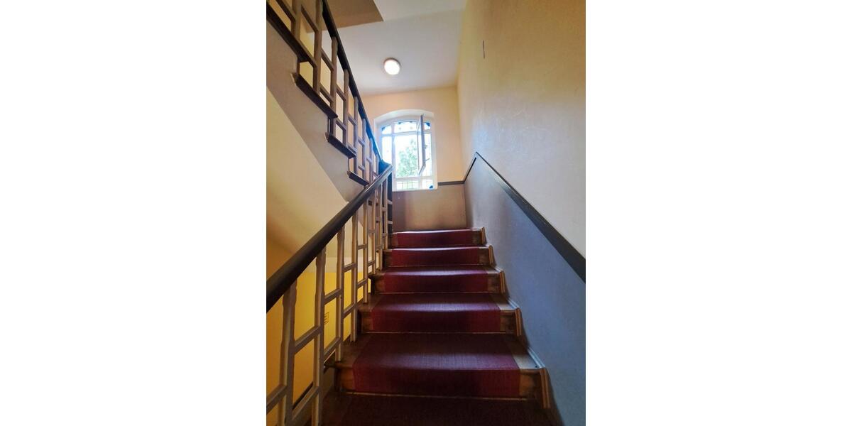 Etagenwohnung Halle (Saale) Damaschkestraße - 4 Zimmer, 95 m&sup2;, 930&euro; | Angebot:26656971