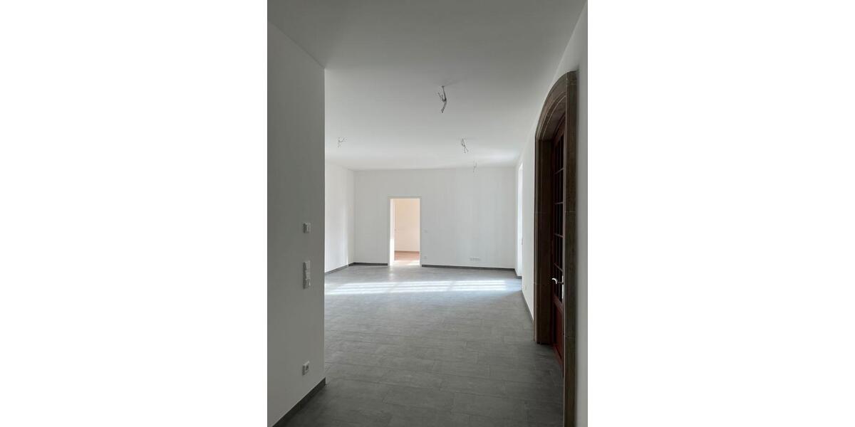 Maisonettenwohnung Emden - 3 Zimmer, 127 m&sup2;, 1.200&euro; | Angebot:26195424