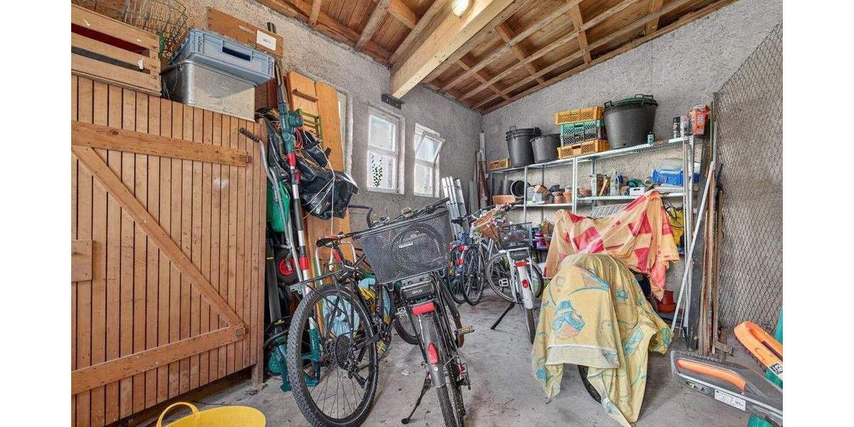 Etagenwohnung Baden-Baden Innenstadt - 4 Zimmer, 115 m&sup2;, 1.280&euro; | Angebot:24860413