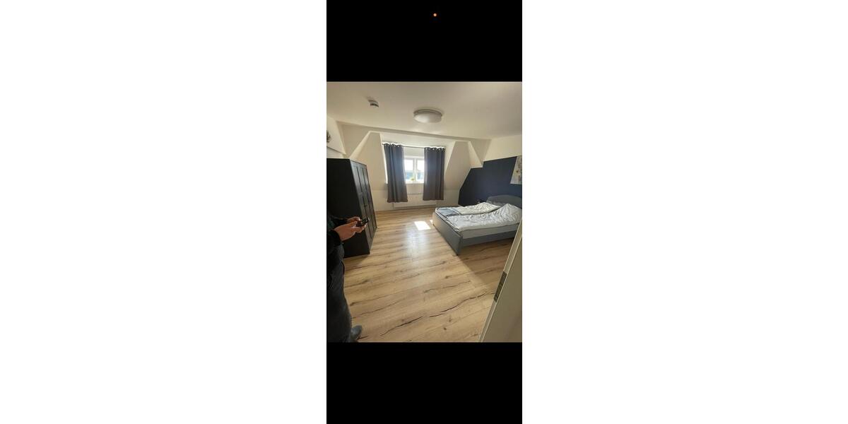 Dachgeschoßwohnung Molfsee - 3 Zimmer, 77 m&sup2;, 1.050&euro; | Angebot:26546890