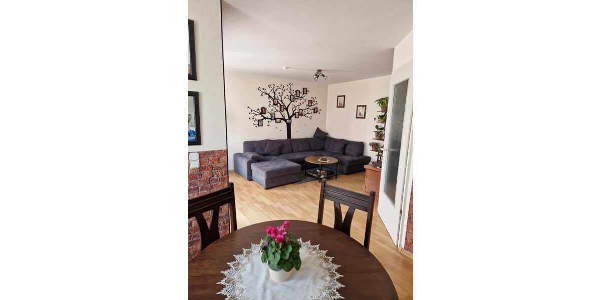 Etagenwohnung Dessau-Roßlau Roßlau - 3 Zimmer, 80 m&sup2;, 590&euro; | Angebot:26534911