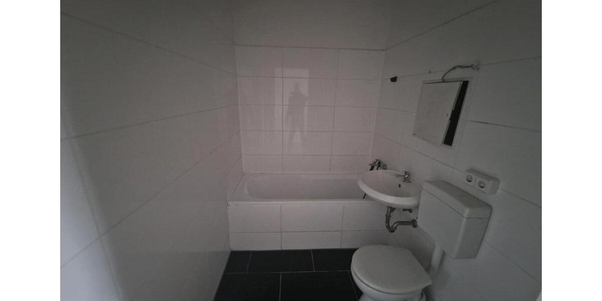 Etagenwohnung Cottbus Sachsendorf - 5 Zimmer, 120 m&sup2;, 903&euro; | Angebot:25304614