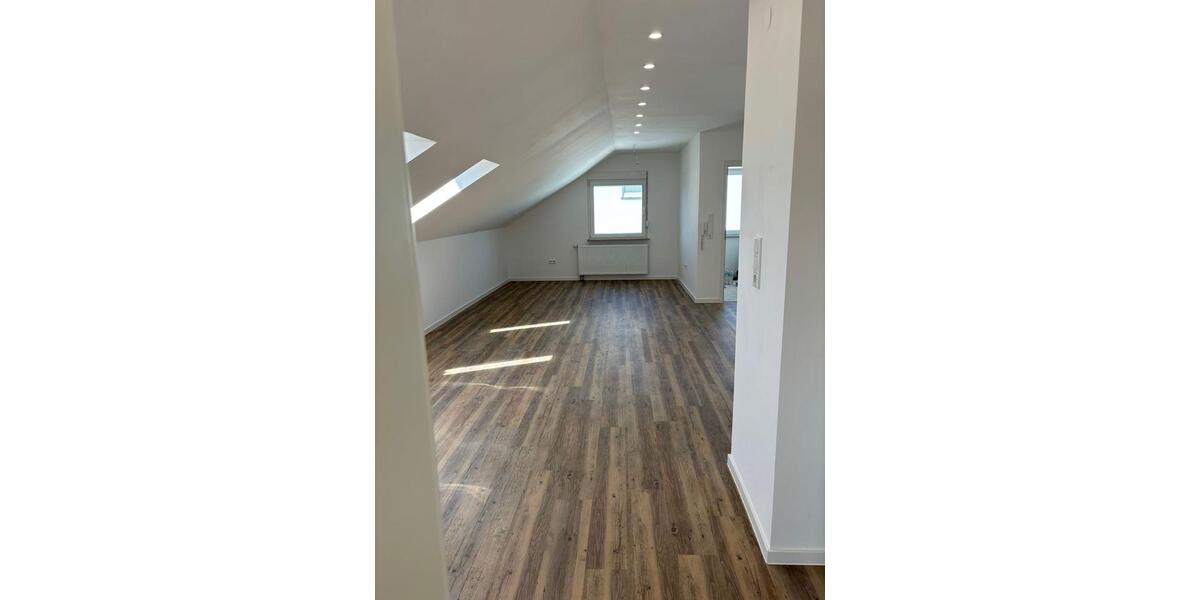 Etagenwohnung Eichenzell - 4 Zimmer, 75 m&sup2;, 1.000&euro; | Angebot:26050749