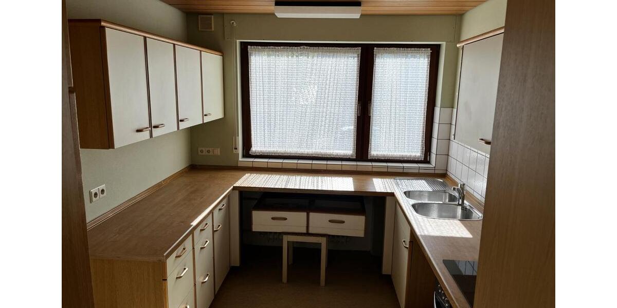 Etagenwohnung Esslingen am Neckar Hegensberg - 3.5 Zimmer, 96 m&sup2;, 1.120&euro; | Angebot:26529047