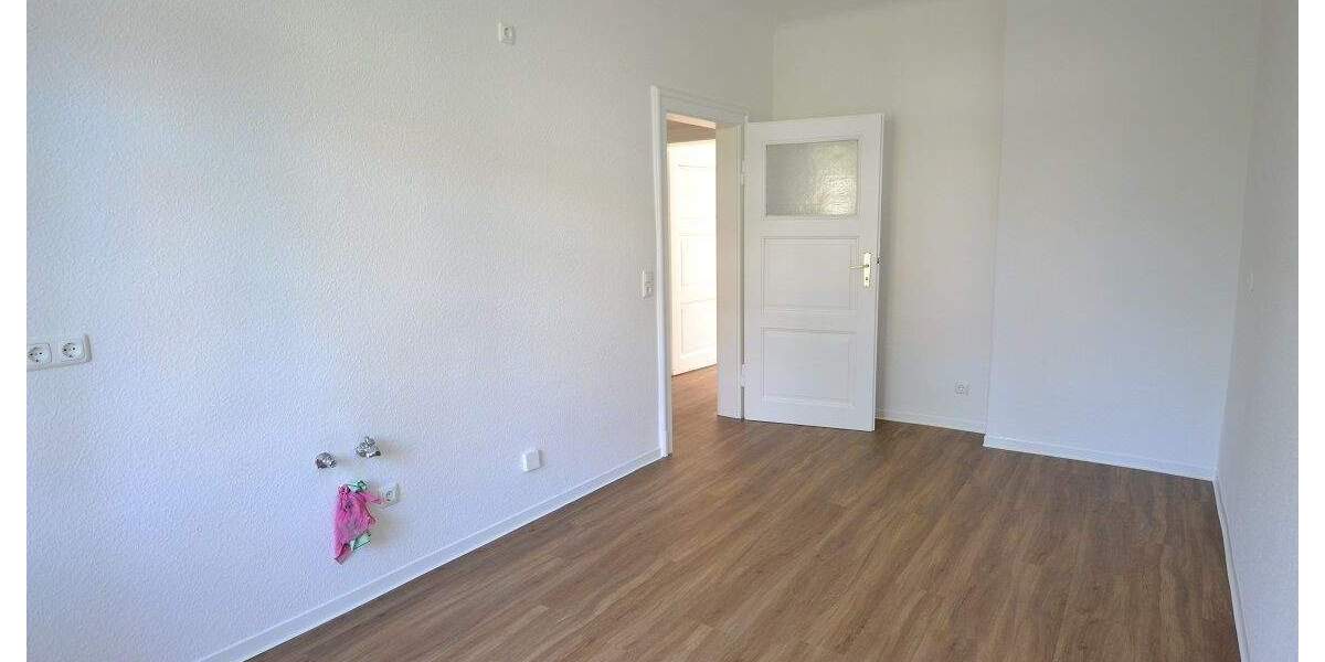 Etagenwohnung Dresden Leuben - 2 Zimmer, 60 m&sup2;, 466&euro; | Angebot:25250714