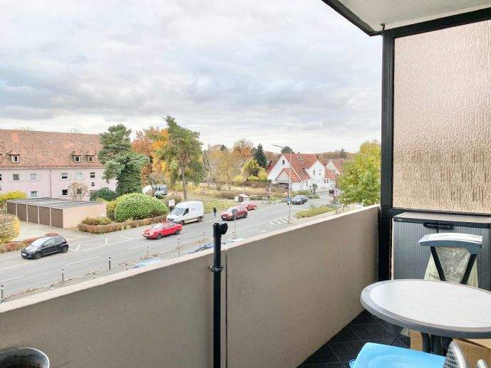 GEPFLEGTE 3 Zimmer Wohnung MIT BALKON