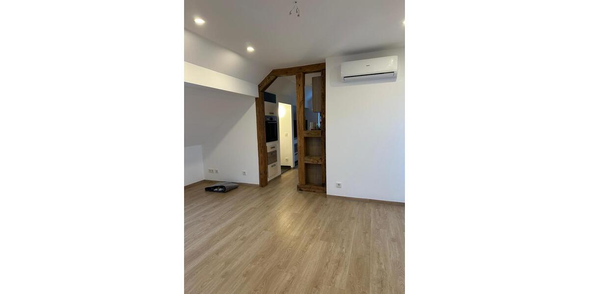Dachgeschoßwohnung Großräschen - 1 Zimmer, 65 m&sup2;, 500&euro; | Angebot:25407256