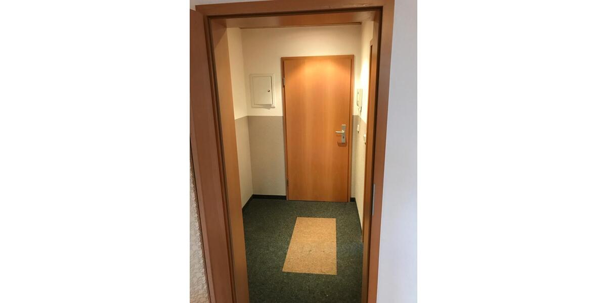 Dachgeschoßwohnung Großenhain - 1.5 Zimmer, 50 m&sup2;, 550&euro; | Angebot:26531998