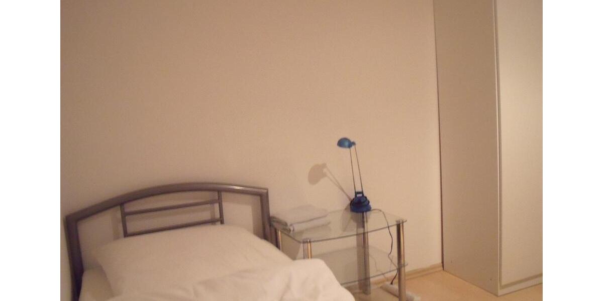 Wohnen auf Zeit Tübingen Derendingen - 1 Zimmer, 12 m&sup2;, 390&euro; | Angebot:24351276