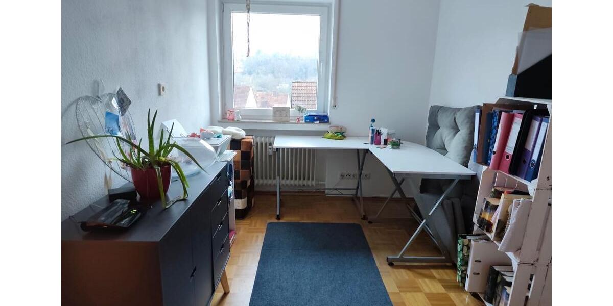 Etagenwohnung Siegen Eiserfeld - 4 Zimmer, 110 m&sup2;, 1.000&euro; | Angebot:24752653
