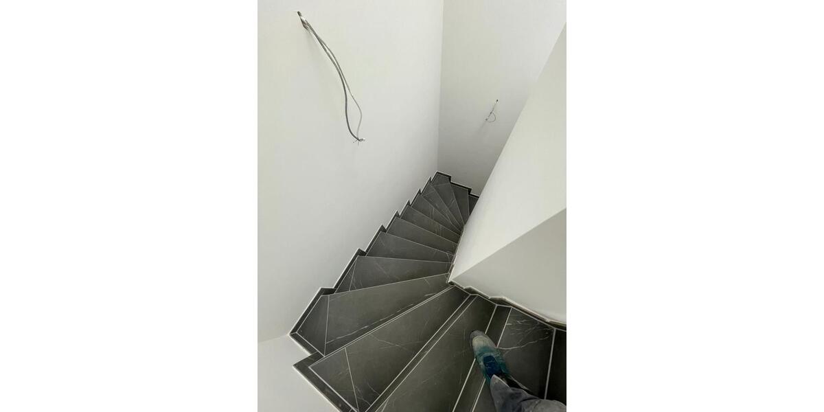 Reihenhaus Bad Schwalbach - 7 Zimmer, 180 m&sup2;, 1.800&euro; | Angebot:26226423