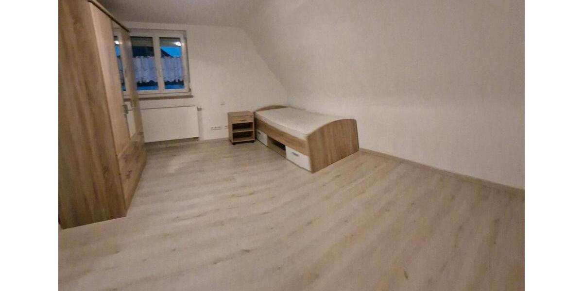 WG-Zimmer in Aalen (Pelzwasen) – 400 € Warm 1 zimmer