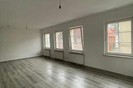 Wohnung Parchim - 3 Zimmer, 95 m&sup2;, 855&euro; | Angebot:24434151