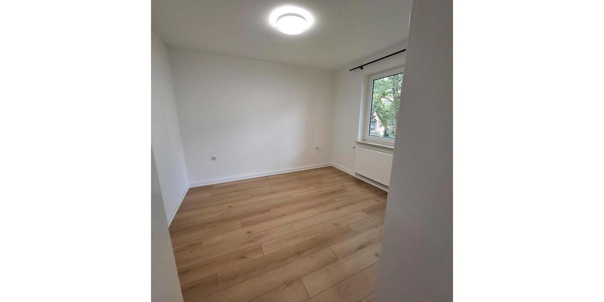 Wohnung ab 1.5.2026 in Südstadt frei! 2 zimmer