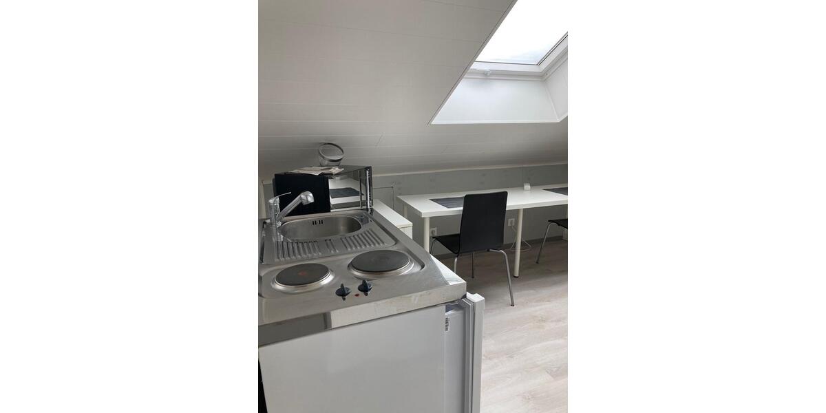 Dachgeschoßwohnung Heddesheim - 1 Zimmer, 27 m&sup2;, 580&euro; | Angebot:24688193