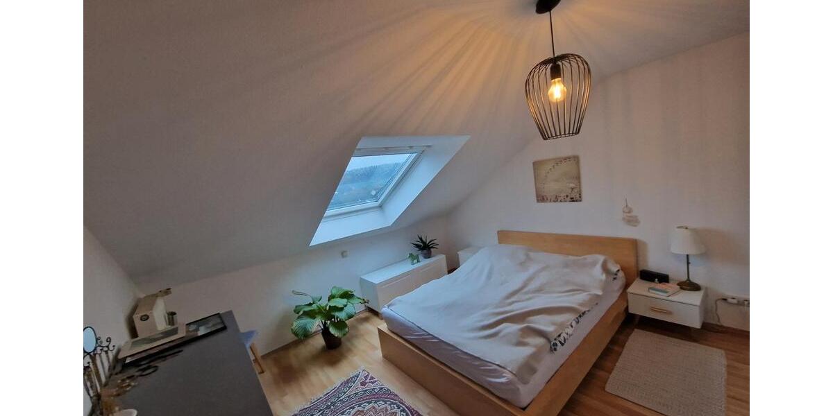 Dachgeschoßwohnung Goldbach - 2 Zimmer, 41 m&sup2;, 450&euro; | Angebot:26456277