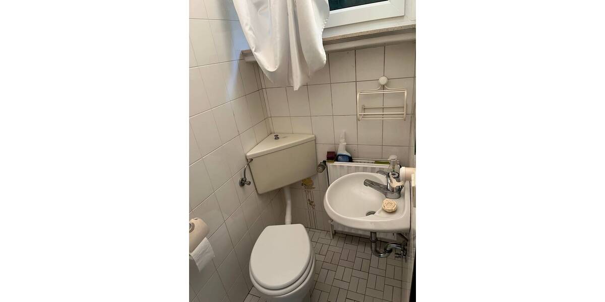 Großartiges Ein-Familie-Haus mit Einliegerwohnung in Schloß Ricklingen zu vermieten 5 zimmer