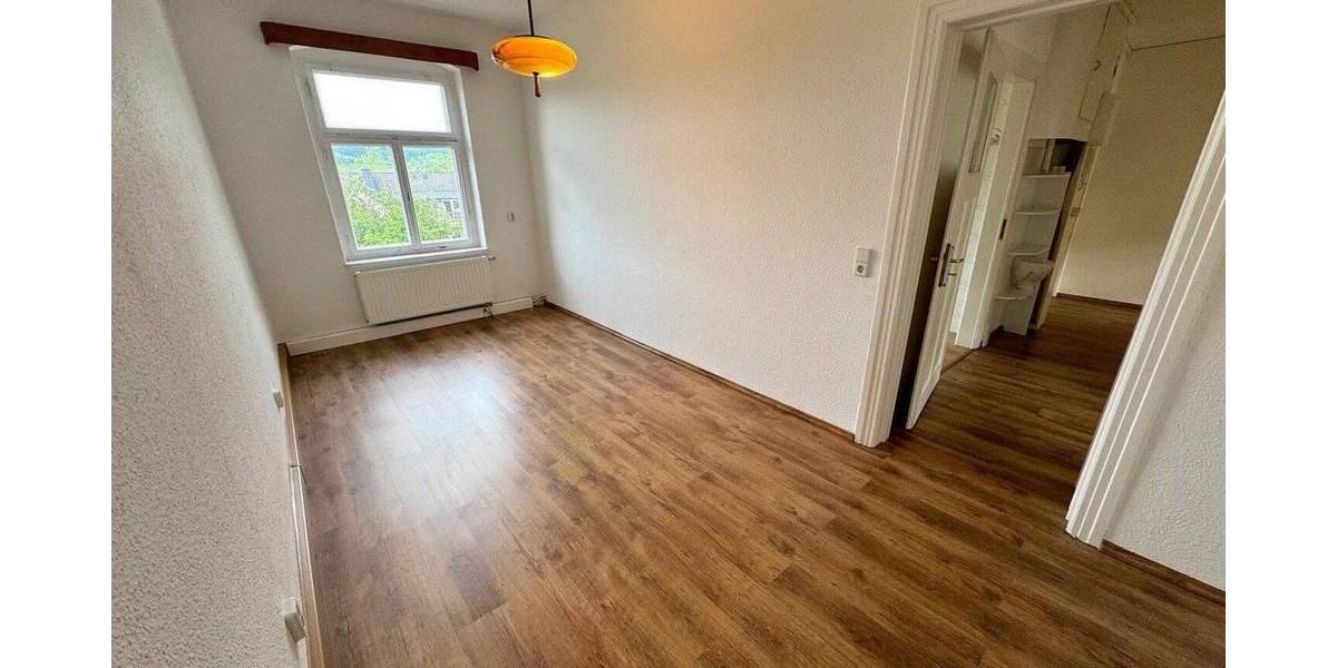 Etagenwohnung Aue - 2 Zimmer, 70 m&sup2;, 395&euro; | Angebot:26800585