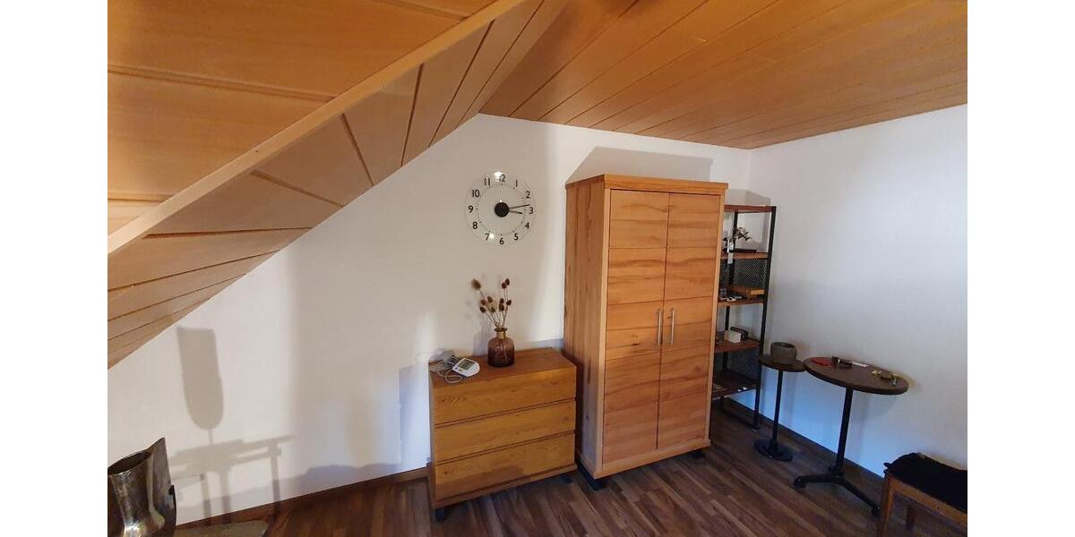 Schöne Dachgeschosswohnung in Eltmann 3.5 zimmer
