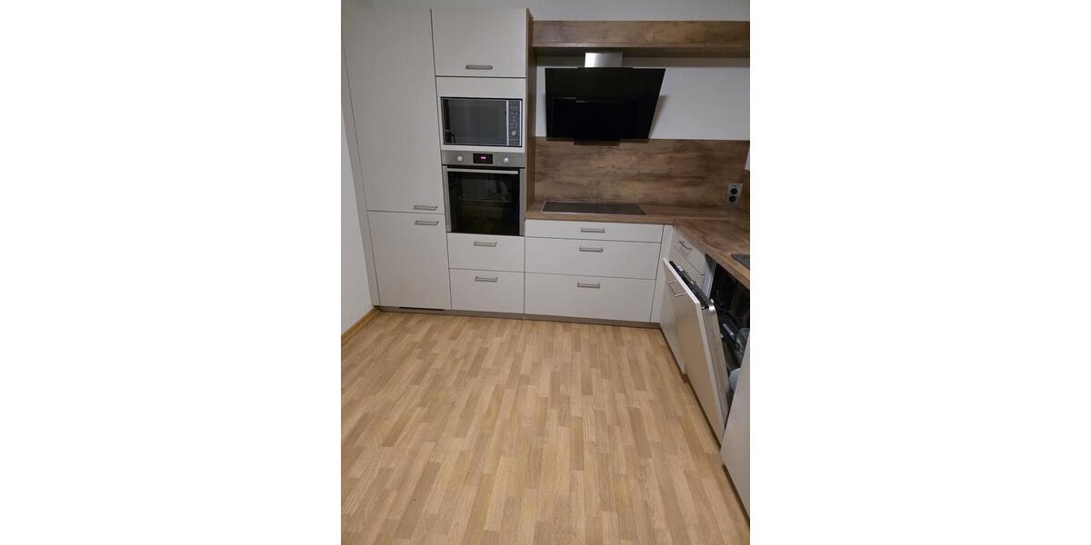 Etagenwohnung Eggenfelden - 3 Zimmer, 87 m&sup2;, 725&euro; | Angebot:26222533