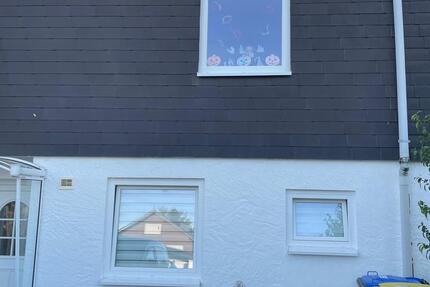 Haus Petershagen - 8 Zimmer, 150 m&sup2;, 1.200&euro; | Angebot:25975945