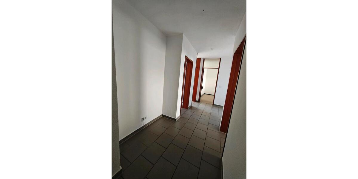 Erdgeschoßwohnung Donzdorf - 3 Zimmer, 102 m&sup2;, 1.060&euro; | Angebot:24831897