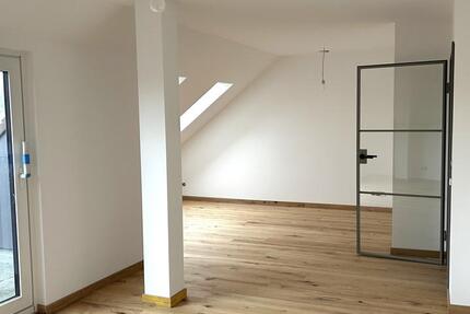 Wohnung Wiefelstede - 3 Zimmer, 104 m&sup2;, 1.250&euro; | Angebot:24950149