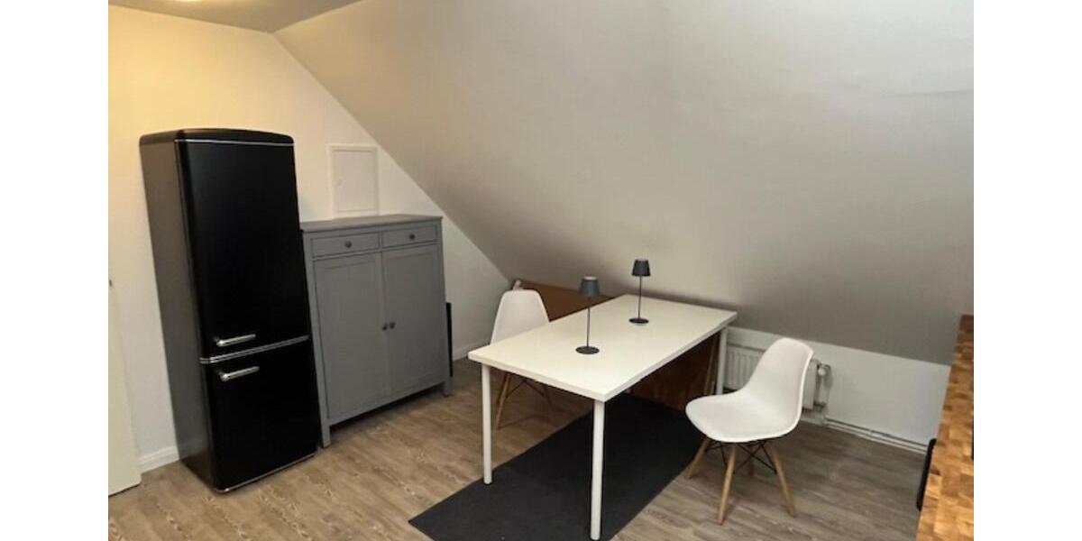 tolle Wohnung am Park gelegen mit Garten in Hamburg Niendorf 2 zimmer