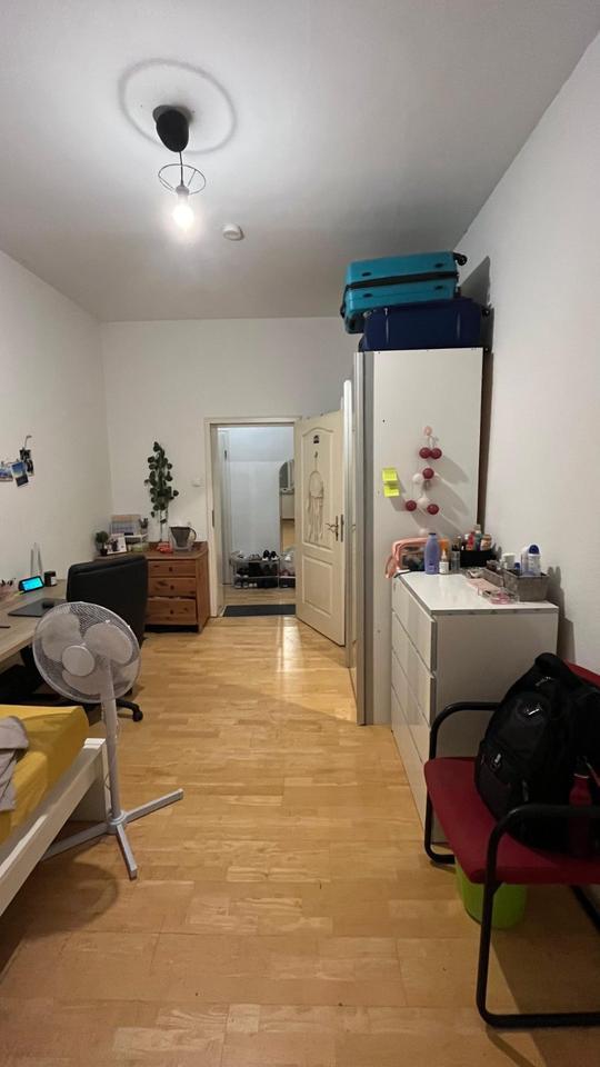 Sublet Room available from 1st Aug-30th Aug 2025