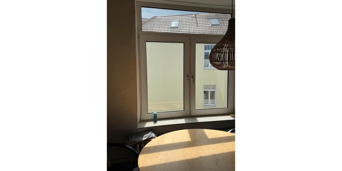Wohnen auf Zeit Kiel - 20 Zimmer, 100 m&sup2;, 550&euro; | Angebot:26640712
