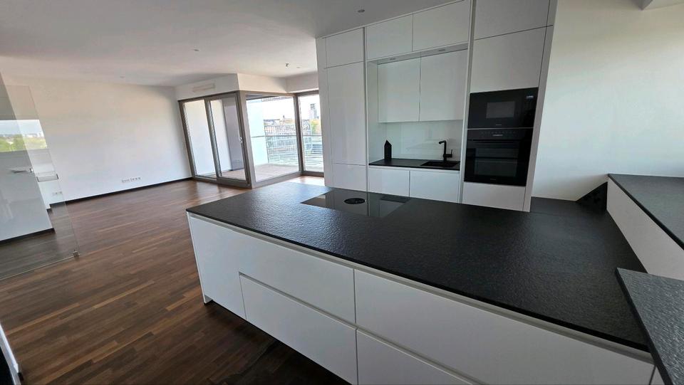 Etagenwohnung Sankt Augustin - 3 Zimmer, 110 m&sup2;, 2.990&euro; | Angebot:26399892