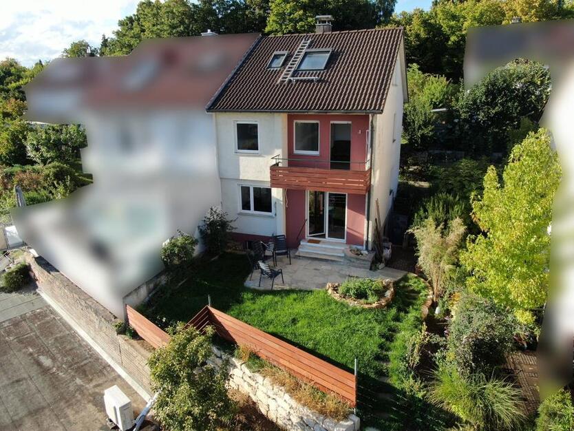 Haus mit Garten zur Miete: MID-CENTURY-Traum in Oberesslingen 6 zimmer