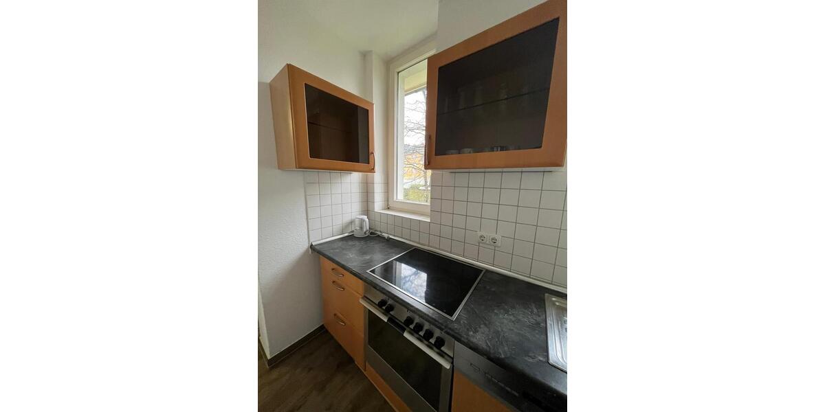Etagenwohnung Essen Stadtbezirk III - 1 Zimmer, 35 m&sup2;, 900&euro; | Angebot:26615605