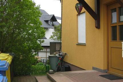 1-R. Whg mit Terrasse, Kochnische, Keller, Stellpl.(15 Euro) 1 zimmer