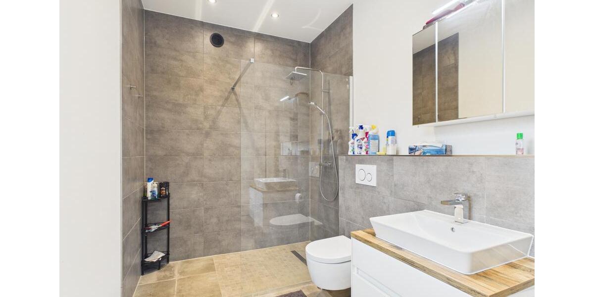 Einfamilienhaus Zeven - 8 Zimmer, 180 m&sup2;, 1.700&euro; | Angebot:26551997