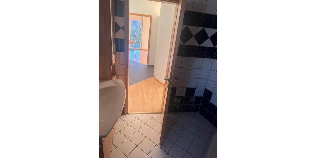 Etagenwohnung Beckingen - 2 Zimmer, 78 m&sup2;, 900&euro; | Angebot:24742616